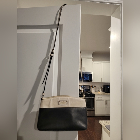 Kate Spade New York Women's Crossbody Bag - Picture 5 of 5